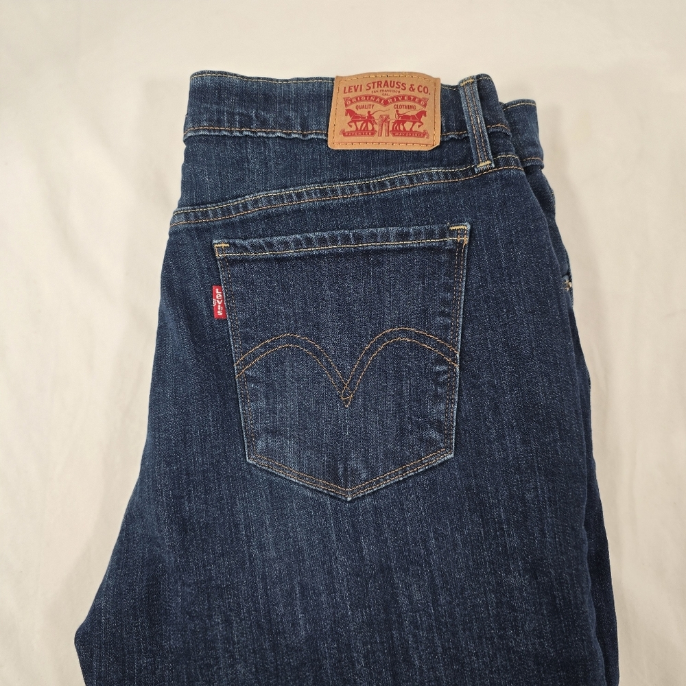 Levi's 505 Straight Women's Dark Wash Blue Jeans